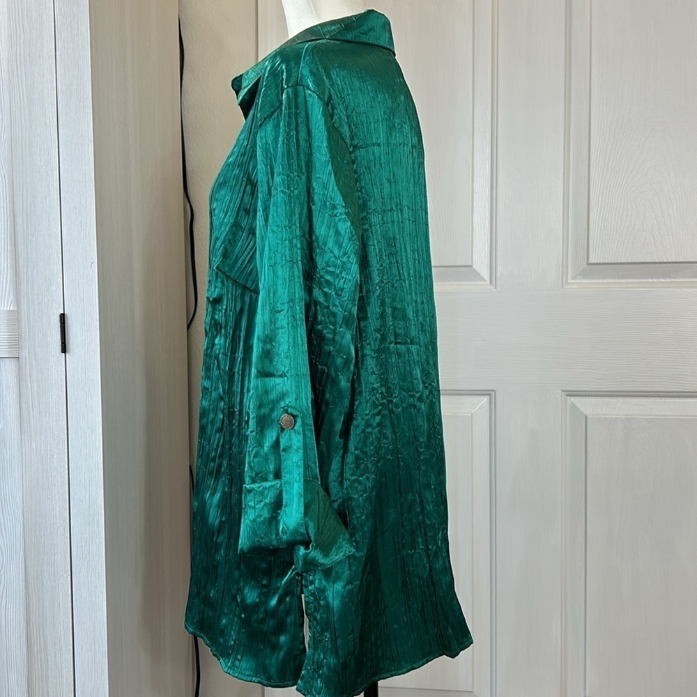 R.Q.T. Green Crinkle Button Up Long Shirt Sz 1X - Picture 4 of 11